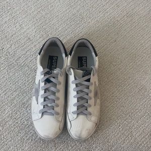 Grey Golden Goose Superstars